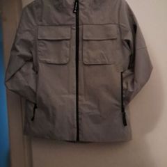 9 peak jacket age 8/ 9
