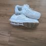 Men or women  shoes, size 41, UK 7,white, like new Image 3