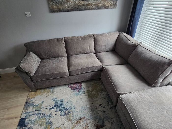 Corner Sofa & Ottoman