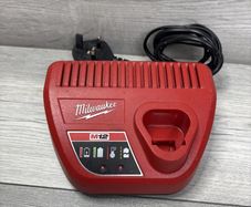 Milwaukee M12 Li-Ion Lithium Battery Charger