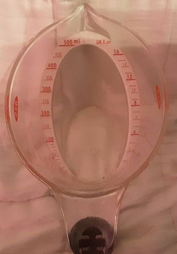 oxo measuring jug ( ornamental only)