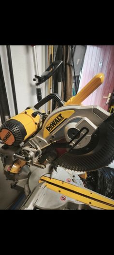 Dewalt dws727+ Stand