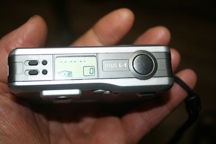 Canon ixus L-1