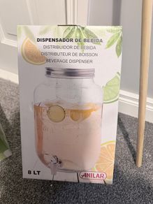 Drinks dispenser & glass jars
