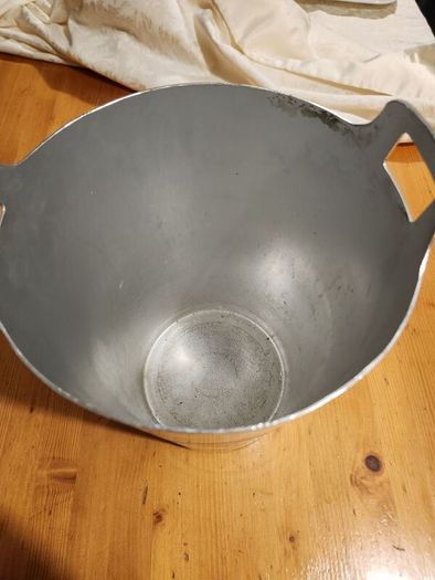 Lune Champagne Cooler Ice Bucket.  Vintage  Rare in good condition.