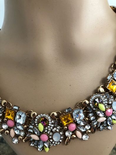 statement necklace