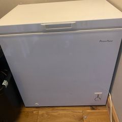 Chest freezer