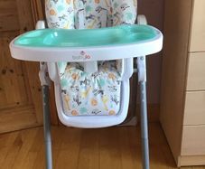 Babylo high chair ( as new )
