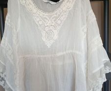Beautiful Blouse Size 8