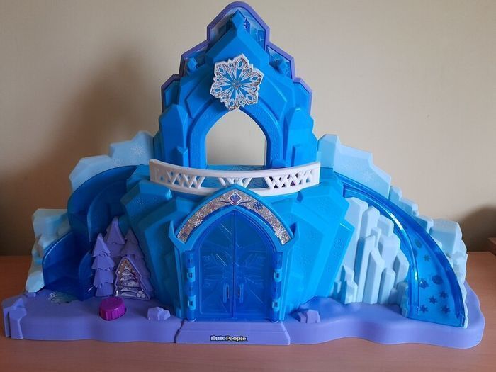 Fisher price Little People Disney Frozen Elsa's Ice Palace