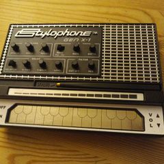 Dubreq Stylophone Gen X-1