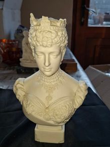 Beautiful Rare Old Parian Ware Bust Queen Alexandra (wife of King Edward VII) and was produced by the renowned British firm Robinson & Leadbeater, This bust was  produced 1897 Ideal for Home or Stage Movie Props
