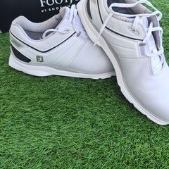 Footjoys