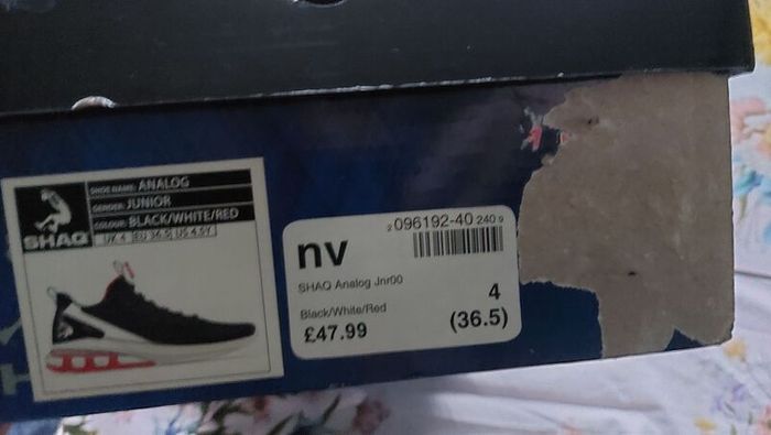 Boys trainers