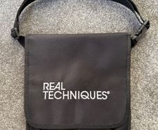 Real Techniques Makeup Belt Brush Holder!