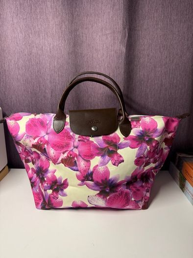 Longchamp