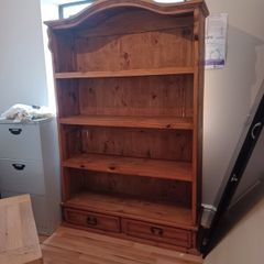 shelf unit