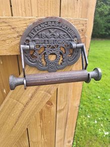 railway  cast  iron toilet  roal holder