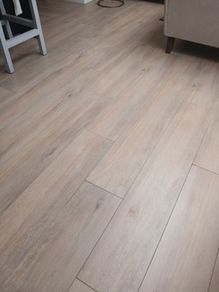 Floor tiles