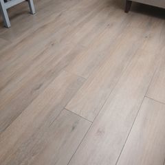 Floor tiles