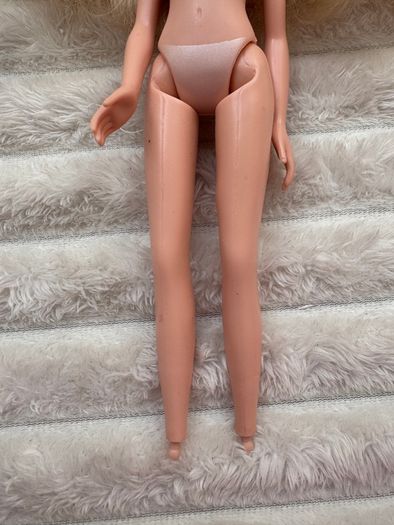 2009 MGA Moxie Girlz  Avery Nude Used Please see photos