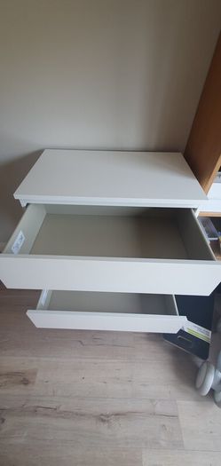 Ikea Malm 4 drawer chest