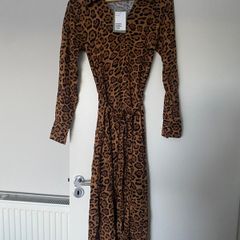 NEW Women dress