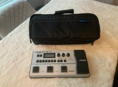 Boss GT-1B Bass Effects Processor & Case