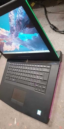 Alienware 15 R3 Gaming Laptop - i7 7th Gen | GTX 1070 8GB | 16GB RAM | 750GB Storage