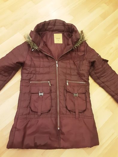 Hooded Coat/Parka Style Jacket .. Size:16 UK .. (X-LARGE) .. Colour: Wine ., FINAL Price Drop
