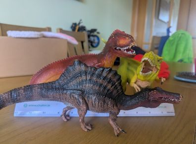 3 schleich dinosaurs
