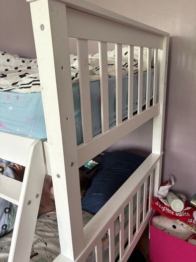 triple bunk
