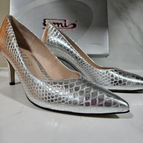 Emis new collection court silver snake skin medium heel leather shoes UK4.5 EU 37.5 new & boxed