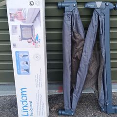 Children's safety gate