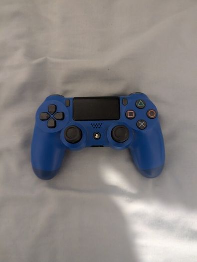 PS4 controller