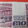 B series Jonathan Swift Ten Pound  Note 19.10.81 Image 8
