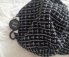 New  with tags ladies / teens checkerd cap