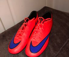 Nike mercurial boots