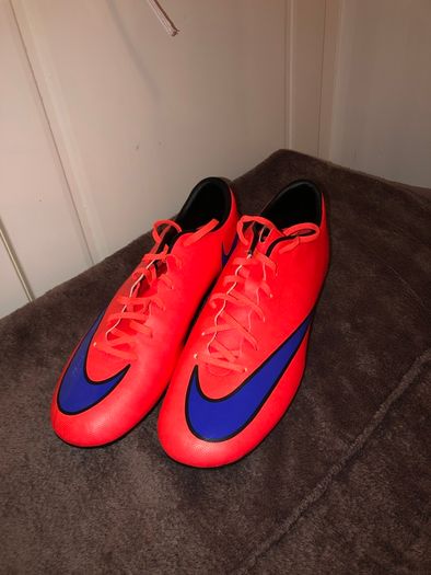 Nike mercurial boots
