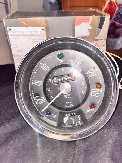 classic mini 140 KMH clocks (Smiths)