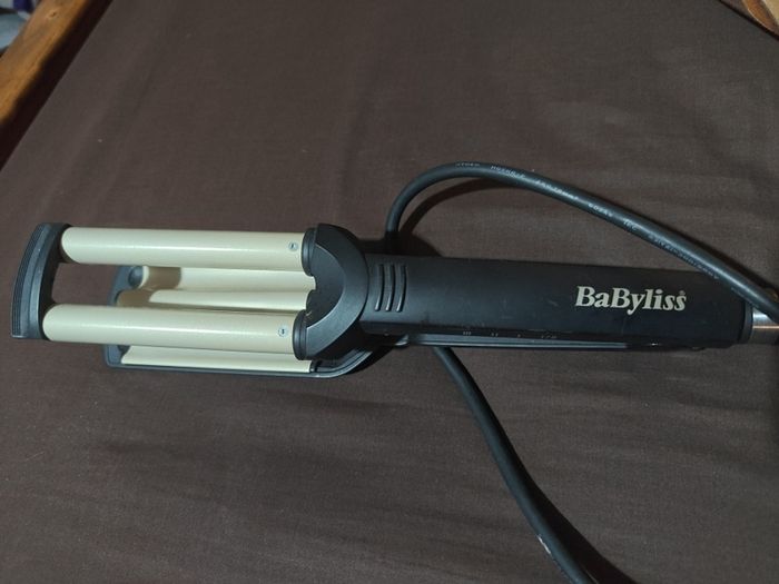 baby lips hair styler