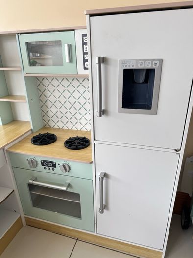 Toddler kitchen