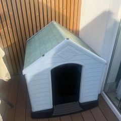 Dog kennel