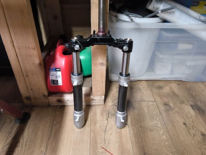 Yamaha aerox fork set