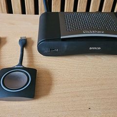 Barco ClickShare CSE-200 Wireless Presentation System + 2 Buttons