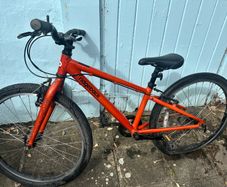 Ridgeback bike age 6-10 years
