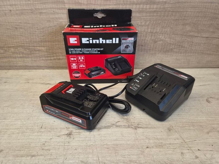 Einhell 18V 2.5Ah Li-Ion Power X-Change Battery and Charger