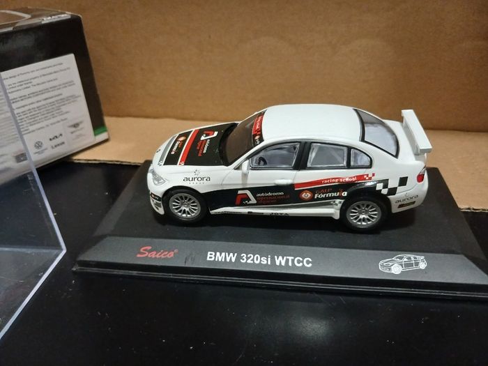 Die cast cars BMW. 1:44