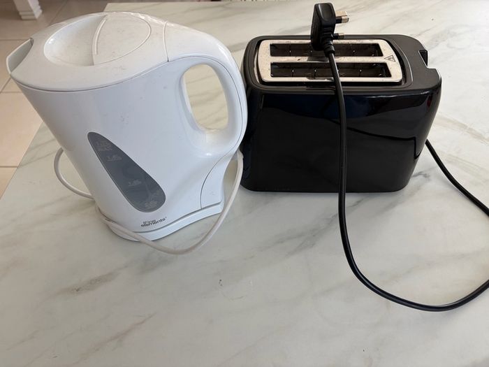 kettle and toaster