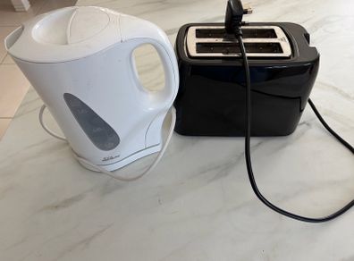kettle and toaster